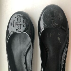 Tory Burch Reva Flat Im patent leather size 8